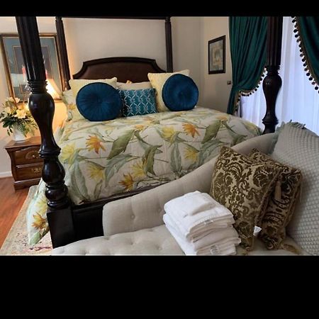 A Place To Stay Worry Free Greensboro Luaran gambar